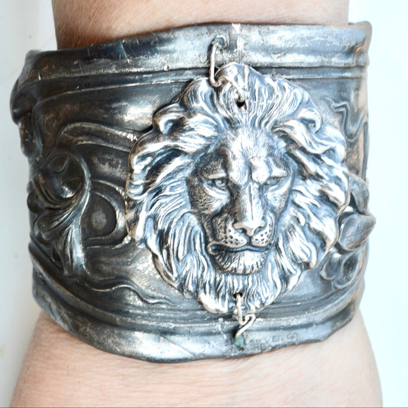 Antique Obsessions Jewelry - Antique Lion Cuff Bracelet Silver Wide Handmade